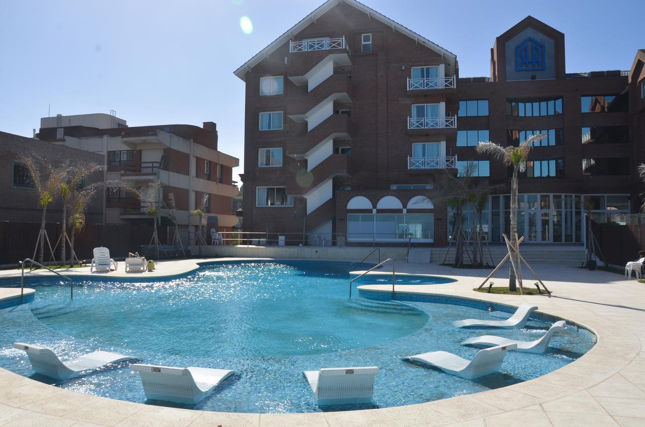 Hotel Reviens Pinamar Exterior foto
